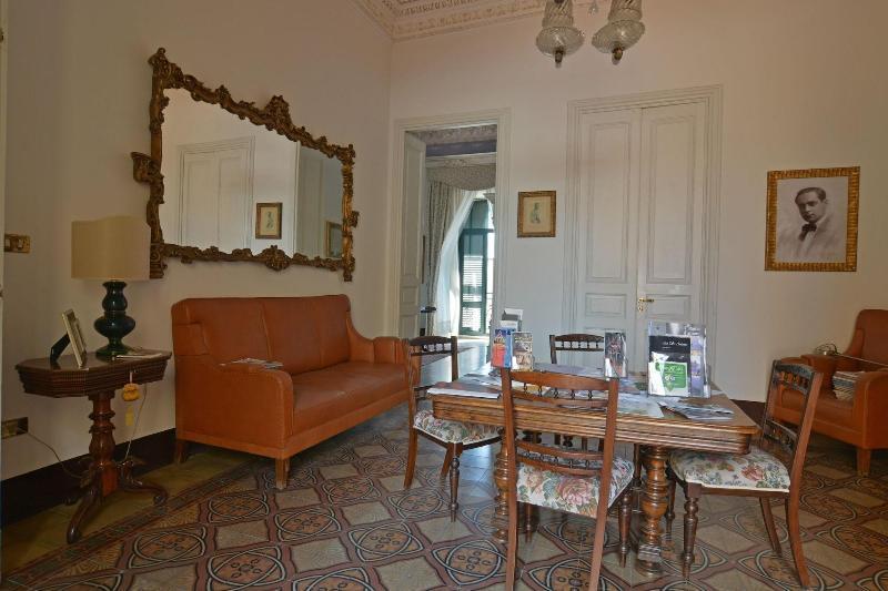 B&B Di Charme Camelie Palazzo Nicotra Riposto Exterior photo
